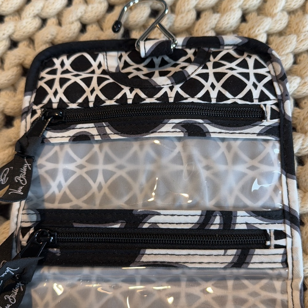 Vera Bradley jewelry/make up hanging  organizer - Picture 8 of 13